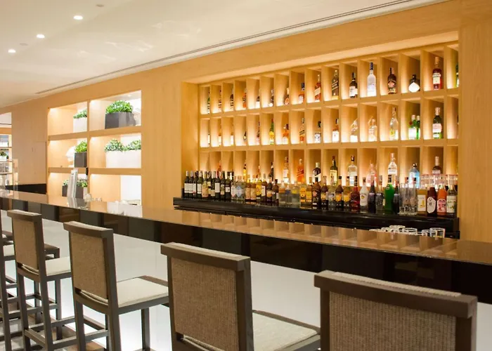 Hotel By Ihg